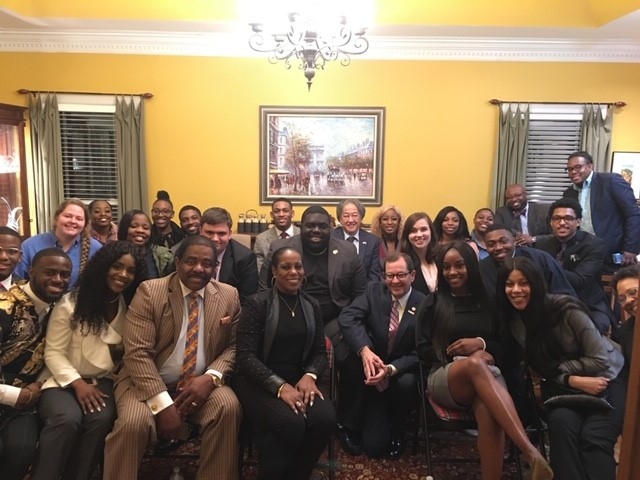 President Hawkins, his wife, and 23 Kakehashi Project student participants