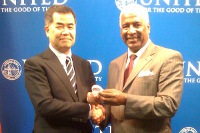 CG Hanatani and Mayor Bell